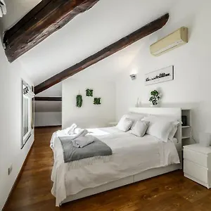 Buenos Aires' Nest - 10 Minutes From Duomo With Terrace Apartment Milan